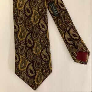 CHANEL Taupe Burgundy Paisley Silk Tie